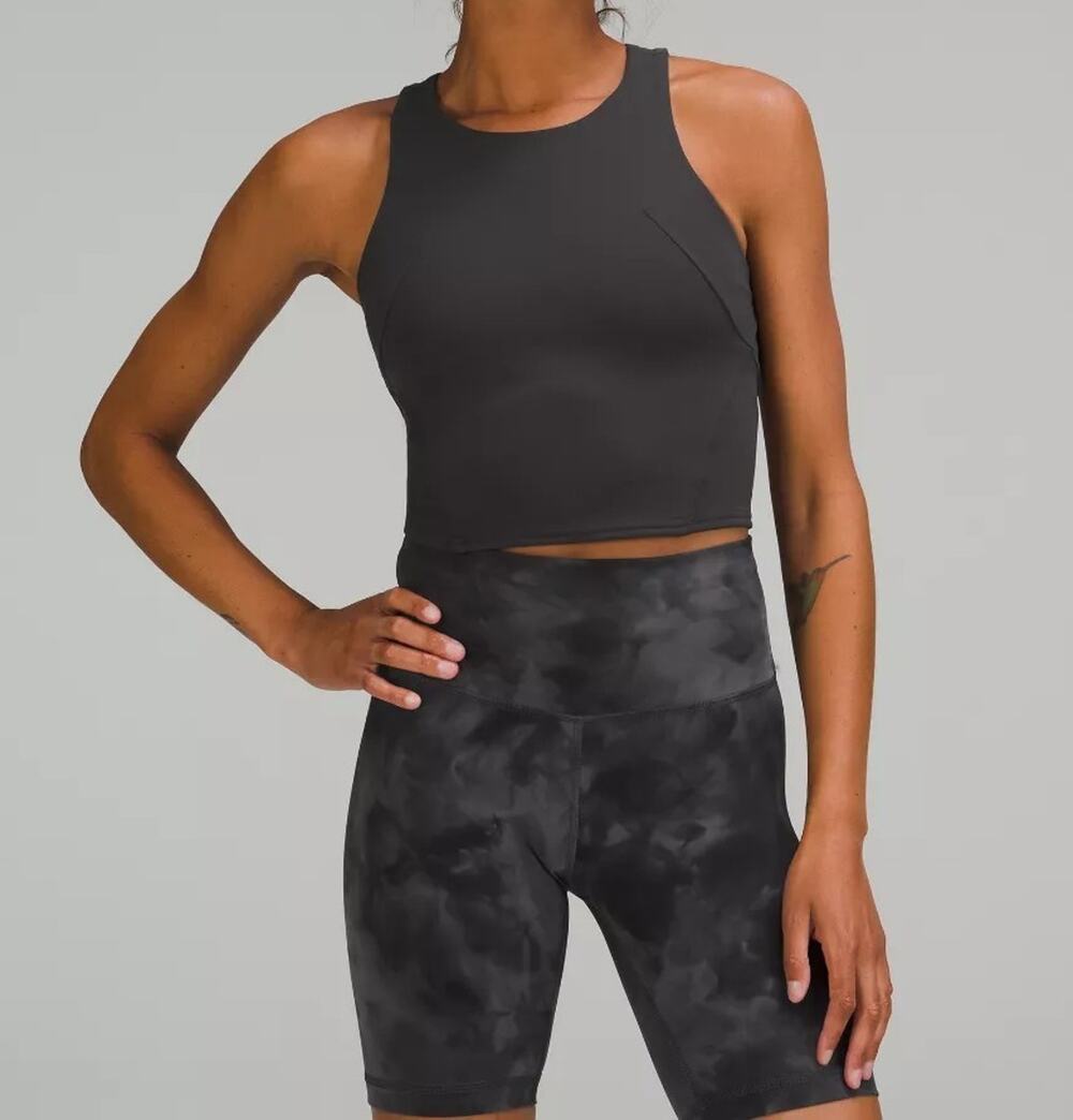 Lululemon Invigorate Train Tank Top Womens 8 Gray Racerback Cropped Built-In Bra
